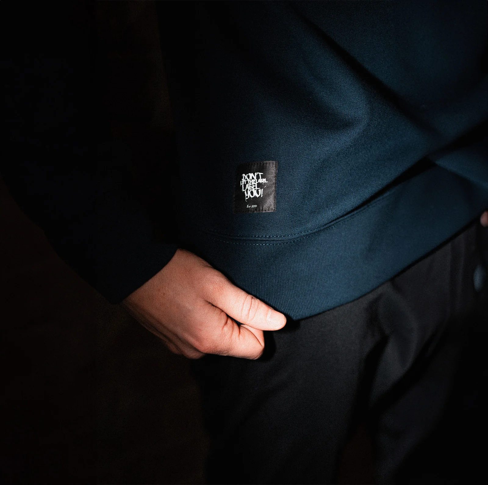 DLTLLY | battlerap. | SWEATSHIRT NAVY | STICK - Image 3